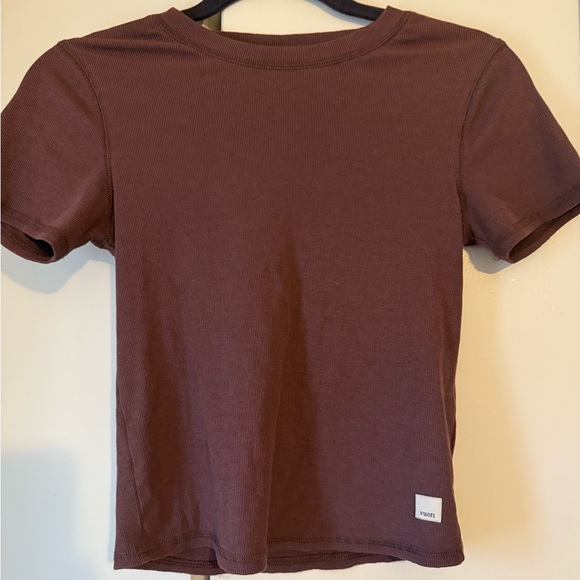 Vuori Women's Mauve Short Sleeve Tee - Picture 3 of 6